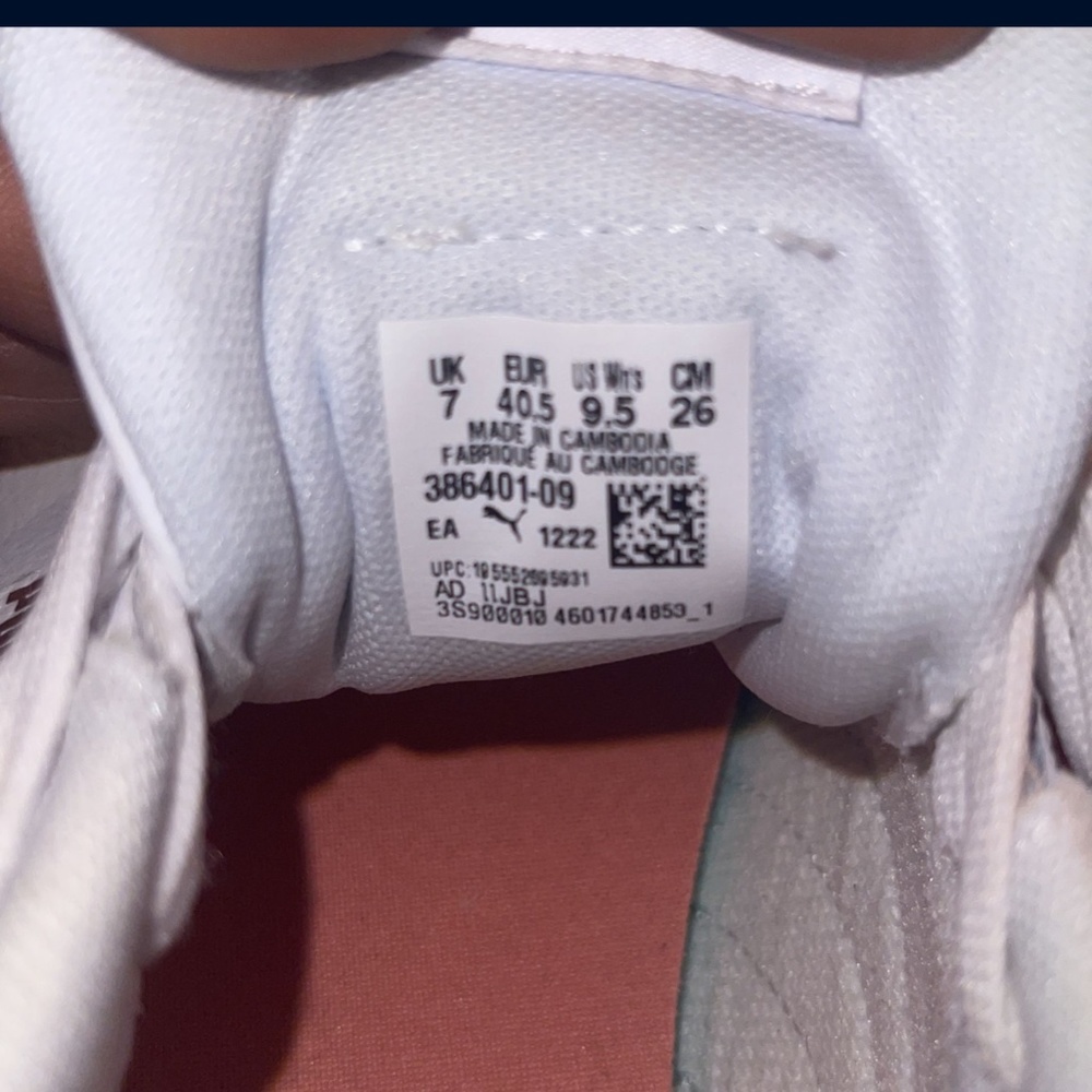 PUMAS - Picture 2 of 6